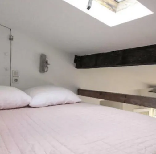 Vieil Cosy Close Everything Apartman *